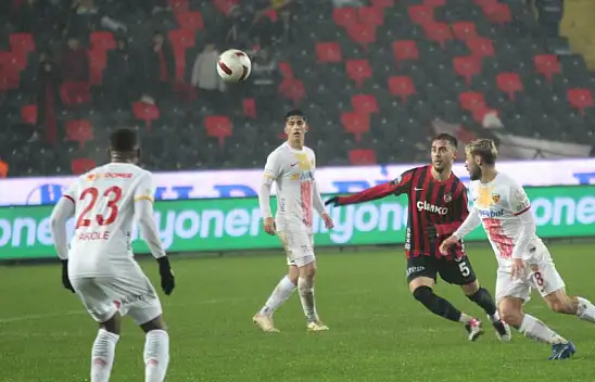 Bu kötü oldu, Beşiktaş maçında yok! Kayserispor Haberleri