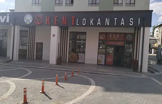 Bu lokanta günde 2 saat açık: 50 TL'ye 4 çeşit yemek
