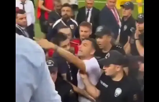 Burak Yılmaz'ın isyanı: Ne yapacağız maçı mı satacağız!