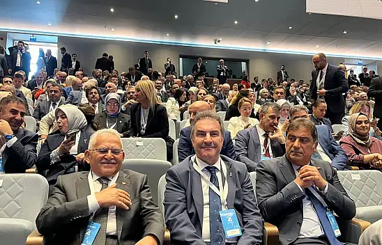 Büyükkılıç'tan AK Parti'ye katılan Belediye Başkanlarına mesaj