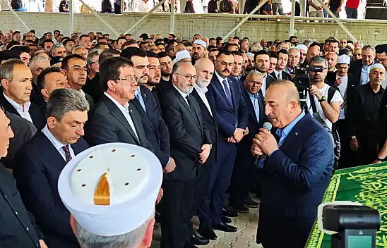 Büyükkılıç ve Çamlı Çavuşoğlu'nun cenazesine katıldı