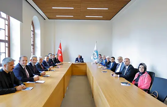 Büyükkılıç ve Kösedağ aynı masada! Kayseri için yeni planlar konuşuldu