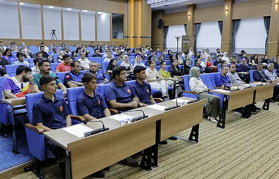 Büyükşehir'den personele aile konulu seminer