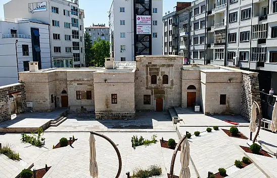 Büyükşehir konak kiraya verecek