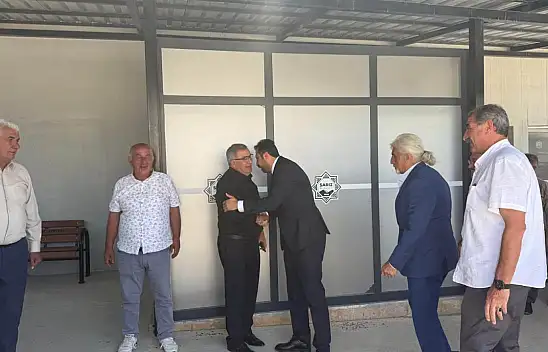 CHP'de butlana karşı çıkan başkan, butlan yönetiminin atadığı ismi ağırladı