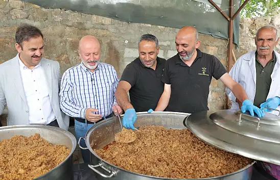 Çolakbayrakdar Pilav Şenliğinde