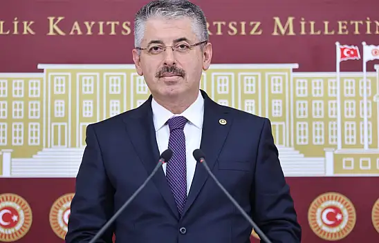 Çopuroğlu'ndan CHP'ye çekirdekli gönderme!