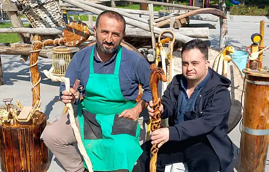 Develi'de muhtarlık yapan Tayfur Şafak'ın sıra dışı tutkusu