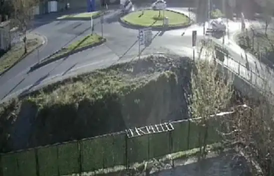 Hacılar'da minübüs devrildi