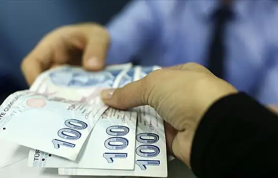 Diyanet 1 dakikada 90 emeklinin bayram ikramiyesini harcıyor!