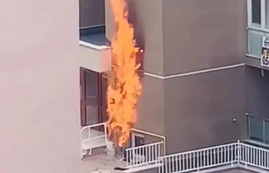 Dikkat! Doğal gaz borusundaki sızıntı yangın çıkardı