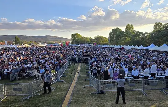 Dünyanın en büyük Çerkes festivali Kayseri'de başladı