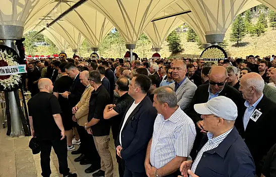 Erciyes Anadolu Holding CEO'su Ertekin, eski Başkan'ı son yolculuğuna uğurladı