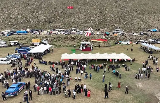 Erciyes gölgesinde Kızılörenliler şölende buluştu