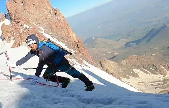 Erciyes'te hayatını kaybetmişti! Dağcı dostlarından yürek burkan veda