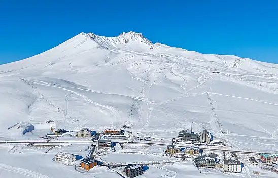 Erciyes Uludağ'ı geride bıraktı! Palandöken'e yetişemedi