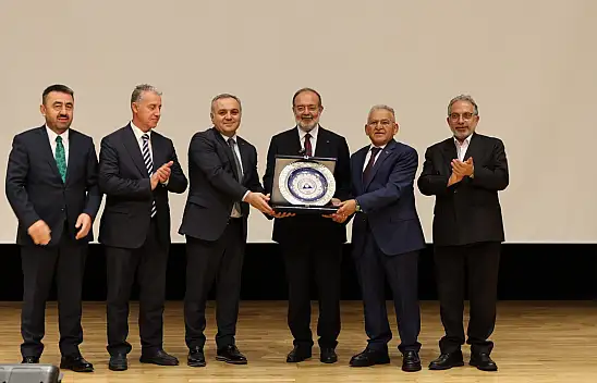 Erciyes Üniversitesi'nde dikkat çeken konuşma: 'İki ortak gayesi var'