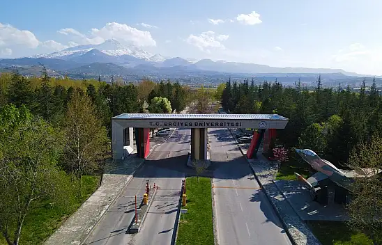 Erciyes Üniversitesi'nde flaş gelişme! Dekan görevi bıraktı! İşte nedeni
