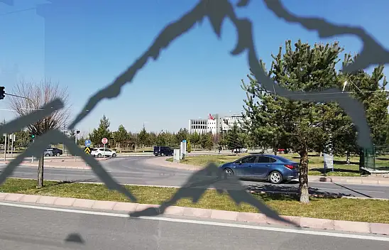 Erciyes Üniversitesi'nde yarın saat 14.00'te itfaiye, ambulans ve emniyet ekipleri görürseniz şaşırmayın