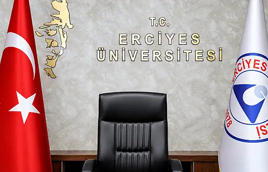 Erciyes Üniversitesi'nde yeni Rektör kim olacak diye merak edilirken mevcut Rektör'den dikkat çeken hamle