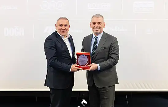 Ertekin görevi devretti!