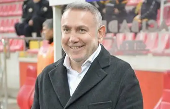 Ertekin: Olmuyorsa zorlamamak lazım... Bakın hangi hocayı önerdi!