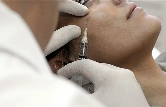 Estetik faciası 2: Estetik operasyon kör etti!