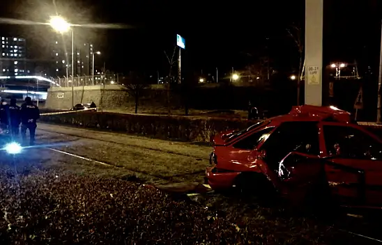 Flaş! Tramvay durağında dehşet... Ölü ve yaralılar var