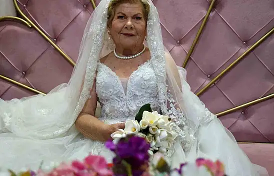 Geçen yıl temsili düğünde gelinlik giymişti... Çalılıkta ölü bulundu