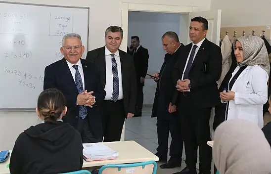 Genç KAYMEK'te yeni dönem başladı! Binlerce öğrenciye ücretsiz eğitim desteği