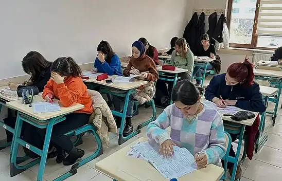Genç KAYMEK'ten YKS'de gurur tablosu: 547 öğrenci üniversiteli oldu