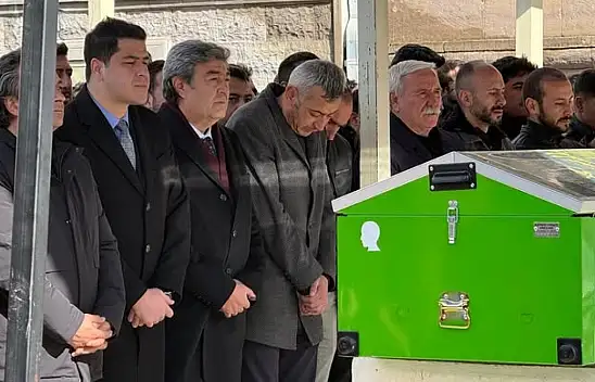 Genç yaşta hayatını kaybeden Kadir Yalınız toprağa verildi