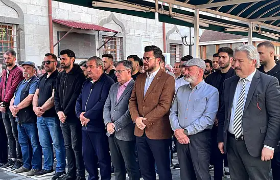 Genç yaşta hayatını kaybeden Mustafa Andaç son yolculuğuna uğurlandı