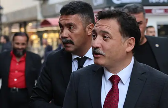 'Gidecek mi, kalacak mı?' diye merak edilirken Kayseri Valisi bakın nereye gitti?