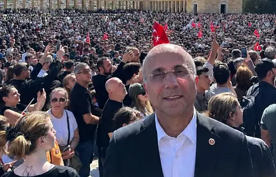 Güvenpark'tan Anıtkabir'e: Milletvekili Genç o anları paylaştı