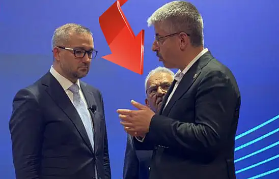 Herkes bu fotoğrafı ve Büyükkılıç'ın bakışını konuşuyor! Çopuroğlu, Kayseri'ye gelen ünlü isme ne anlatıyor