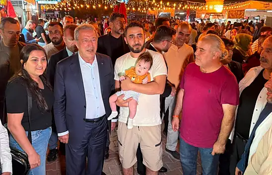 Hulusi Akar Fuar 38'de Kayserililerle buluştu: O anları böyle anlattı