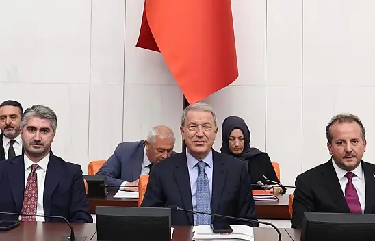 Hulusi Akar Türkiye gündemine oturan düzenleme hakkında konuştu