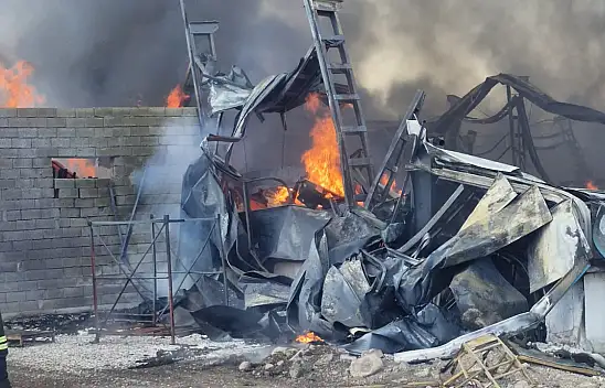 İşte OSB'deki büyük yangından ilk görüntüler!