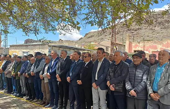 Kayseri'de İYİ Partili Başkan son yolculuğuna uğurlandı