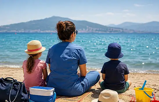 Kadın sağlık emekçileri: Tatil yapmak için önce çocuklar büyümeli