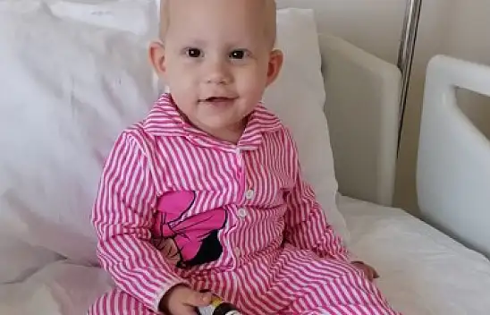 Kanseri yendi, felci aştı! Minik Defne şimdi kendi ormanını kuruyor