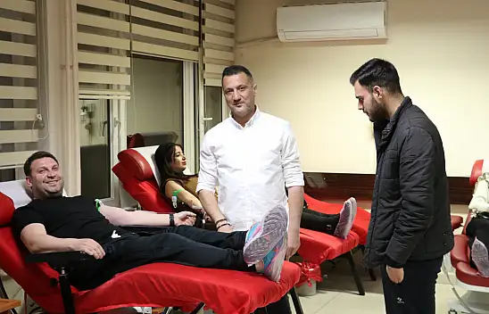 Kanseri yenen öğretmen şimdi kanserli çocuklar için mücadele ediyor
