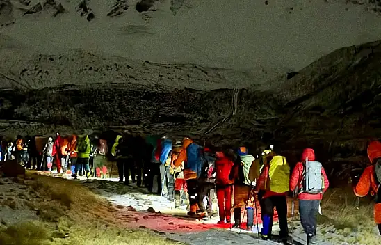 Kar ve fırtına engel olamadı! Cumhuriyet coşkusu zirveye taşındı