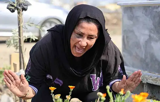 Katledilen genç kızın annesi: 'Kızım işkence görüp, aç susuz bırakıldıktan sonra öldürüldü'