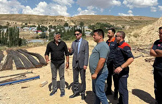 Kaymakamdan deprem bölgesini ziyaret!