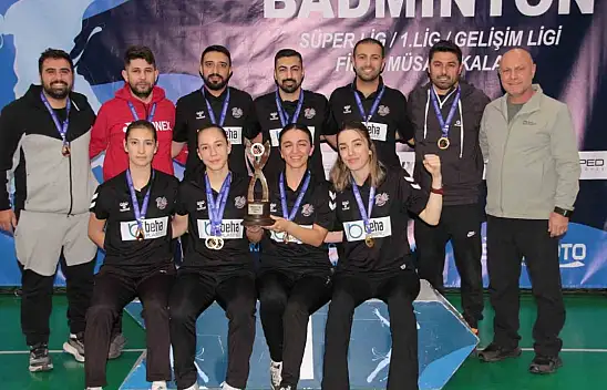 Kayseri Badminton'dan büyük başarı