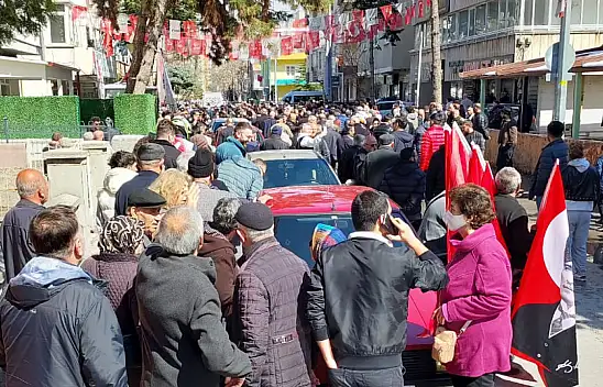 Kayseri CHP'de tarihi gün! 'Vatandaş akın akın geliyor, oy kullanıyor'