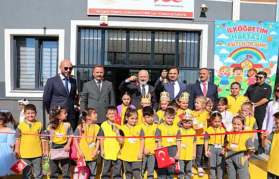 Kayseri'de 295 bin öğrenci ders başı yaptı: Başkan ilk gün yanlarındaydı