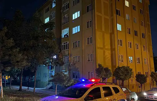 Kayseri'de 3 yaşındaki çocuk 3. kattan düştü